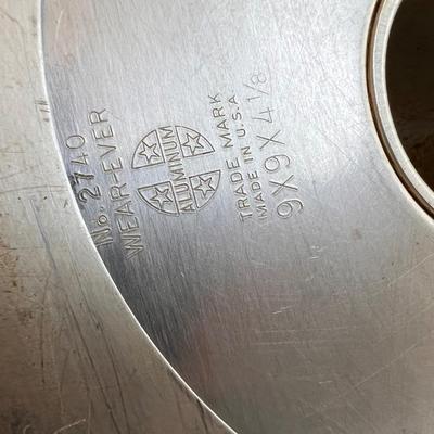 Mirro, Farberware, and More Baking Pans and Accessories (K-DZ)