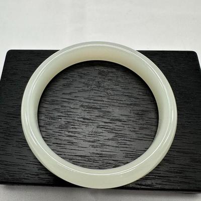 Chinese Vintage White Jade Bangle