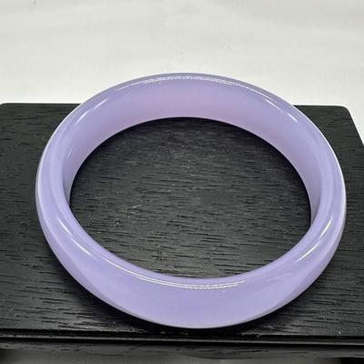 Lavender Jade Bangle Bracelet