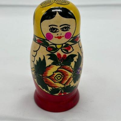 Russian Nesting Dolls, Wood Doll, collectable figurine