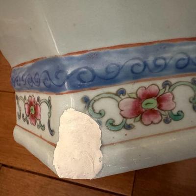 Large Chinese Vintage Vase with Figures-local pickup and shipping available