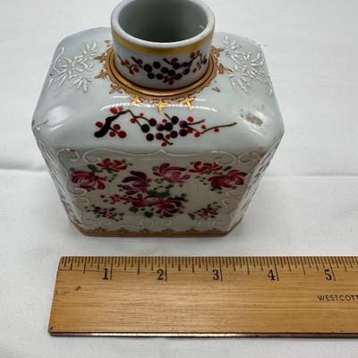 Chinese Vintage Export Porcelain Jar-local pickup and shipping available