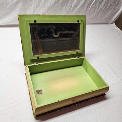 Three Unique Boxes (BS-JS)