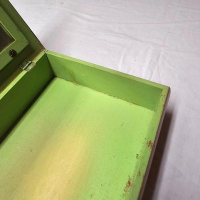 Three Unique Boxes (BS-JS)