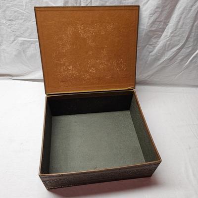 Three Unique Boxes (BS-JS)