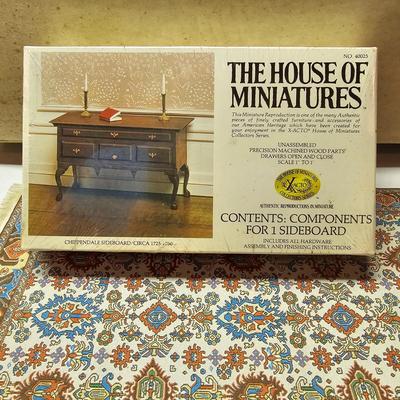 Dura Craft Miniature Farm House Kit + Furniture (BS-JS)