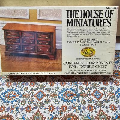 Dura Craft Miniature Farm House Kit + Furniture (BS-JS)