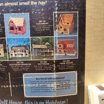 Dura Craft Miniature Farm House Kit + Furniture (BS-JS)