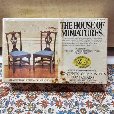 Dura Craft Miniature Farm House Kit + Furniture (BS-JS)