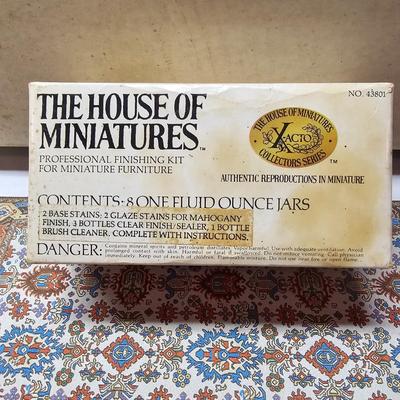 Dura Craft Miniature Farm House Kit + Furniture (BS-JS)