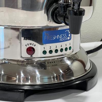 DELONGHI ~ 20-60 Cup Coffee Urn With Freshness Indicator