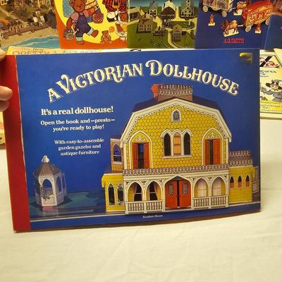 Collection of Paper Cut & Assemble Houses, Scenes and More (BS-JS)