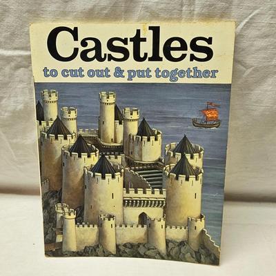 Collection of Paper Cut & Assemble Houses, Scenes and More (BS-JS)