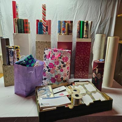 Christmas & All-Occasion Gift Wrap, Bags and More (BS-JS)
