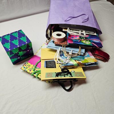 Christmas & All-Occasion Gift Wrap, Bags and More (BS-JS)