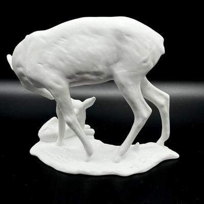 KAISER ~ G. Borchmann ~ Doe With Her Fawn Porcelain Figurine