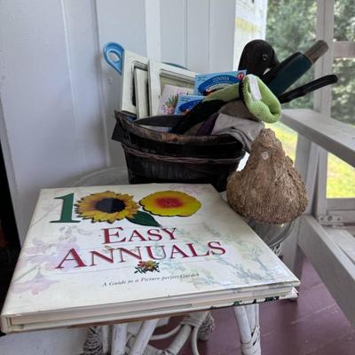 Outdoor Decor, Plants and Mallard Ducks