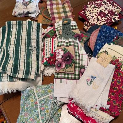Kitchen Towels, Potholders, Aprons, and Table Linens Lot