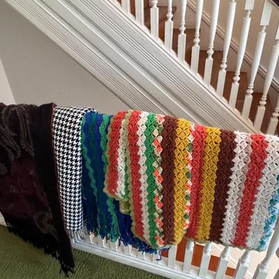Afghan and Blanket lot 