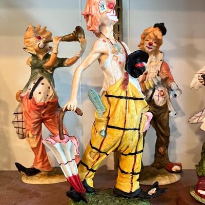 Vintage Pucci Polyester Resin Clown Figures (set of 5) 11.5”-12.5” Tall