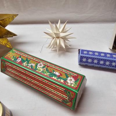 Paper Christmas Ornaments & Tags (BS-JS)