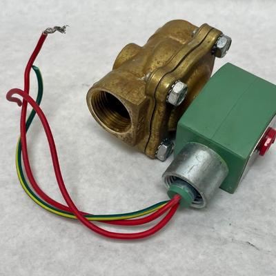 ASCO Series 8210 2-Way Solenoid Valve 8210G009 Red Hat NIB