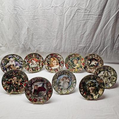 Victorian Christmas Memories Plates & Stands (BS-JS)