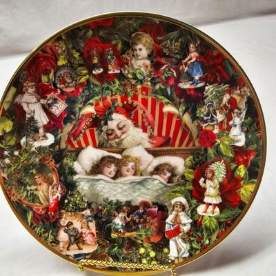Victorian Christmas Memories Plates & Stands (BS-JS)