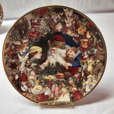 Victorian Christmas Memories Plates & Stands (BS-JS)