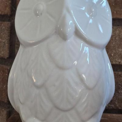 2 Ceramic White Glazed Owls