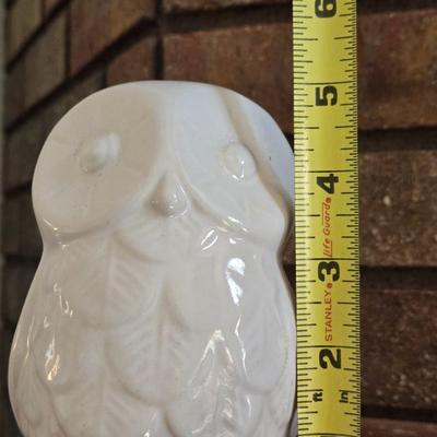 2 Ceramic White Glazed Owls