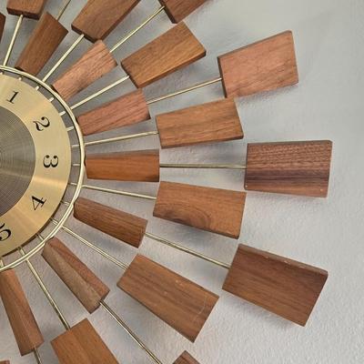 Mid Century Modern Seth Thomas Paddle Wood Sunburst Clock
