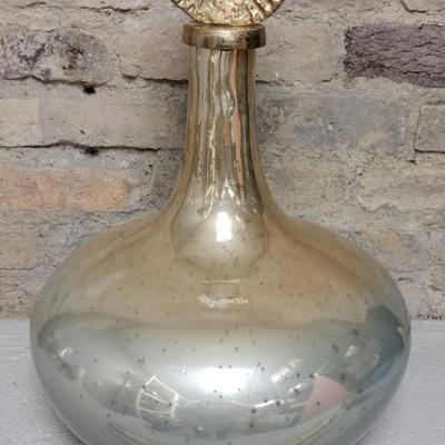 Large Reflective Decor