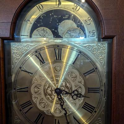 Ridgeway Grandfather Clock With Key
