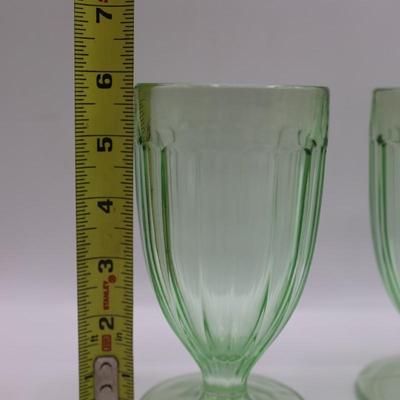 Tiara Decanter Chantilly Green and (2) Glasses