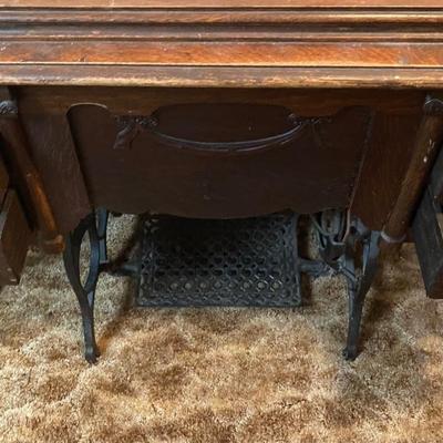 Vintage Sewing Machine