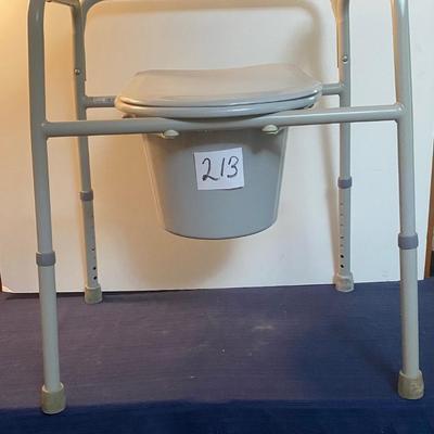 Commode