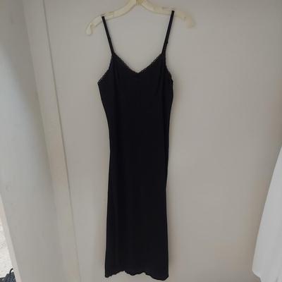Vintage Nightgowns and Slips (PC-BBL)