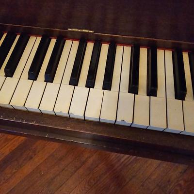 J&C Fischer Baby Grand Piano