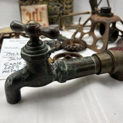 Architectual salvage lot
