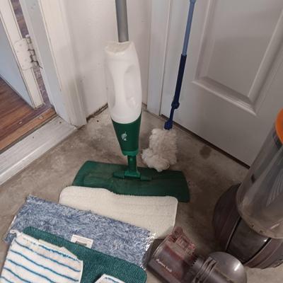 DYSON BAGLESS VACUUM AND OTHER FLOOR CARE TOOLS
