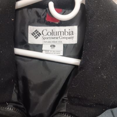 HIS AND HERS WALLS HOODED JACKETS (L) AND A COLUMBIA COAT (L)