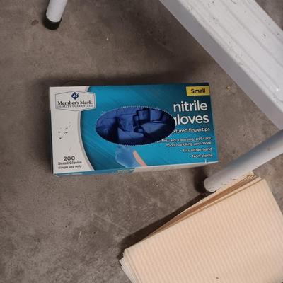 METAL AND WOOD STEP STOOLS, MICROFIBER TOWELS AND MORE