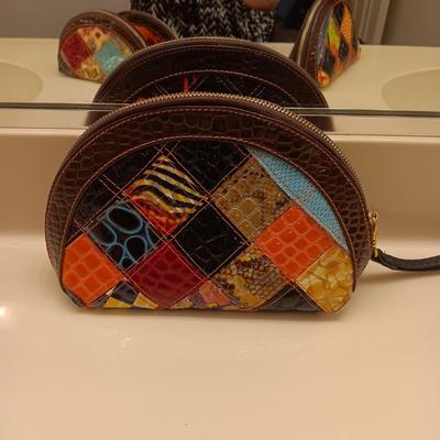 4 SIZES OF THRESKA ZIPPERED BAGS
