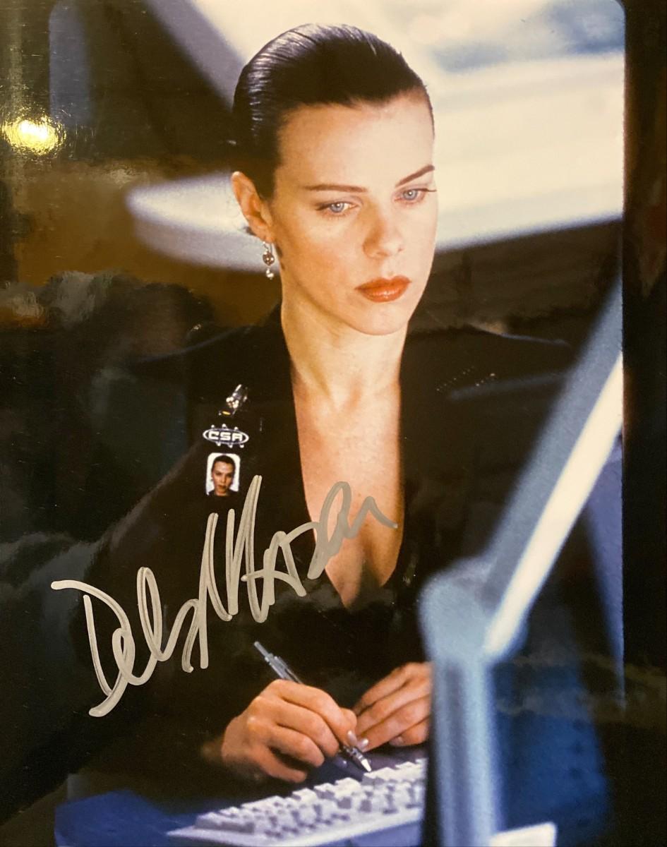 Debi Mazar signed photo | EstateSales.org