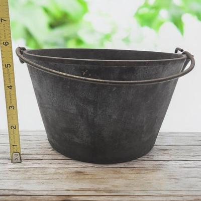 Cast Iron Pot