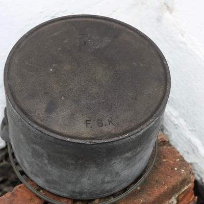 Cast Iron Pot