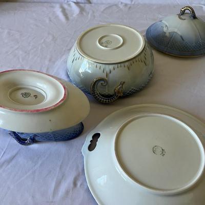 12 Person Bing & Grondahl Porcelain Seagull Dinnerware (K-RG)