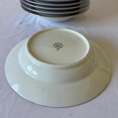 12 Person Bing & Grondahl Porcelain Seagull Dinnerware (K-RG)
