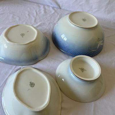 12 Person Bing & Grondahl Porcelain Seagull Dinnerware (K-RG)